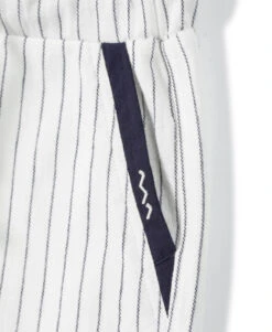 Bermuda Grège Rayé Marine En Lin Garçon 5 Bermuda Grège Rayé Marine En Lin Garçon -Terre De Marin Boutique prod 7520 bermuda fond grege raye indigo cermuda 666x812 fc7ea0111e0b