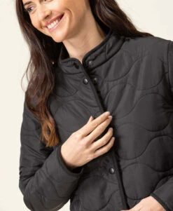 Veste Polaire Matelassée Noir Femme -Terre De Marin Boutique prod 8002 veste polaire noir verse 666x812 fc7ea0111e0b