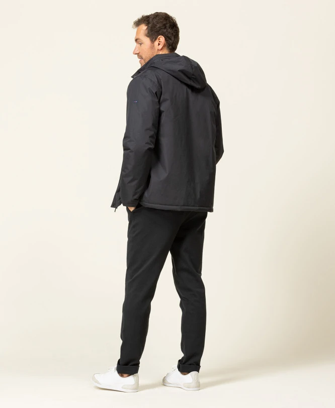 Parka Noir Homme Avec Capuche Intégrée 5 Parka Noir Homme Avec Capuche Intégrée – Image 5