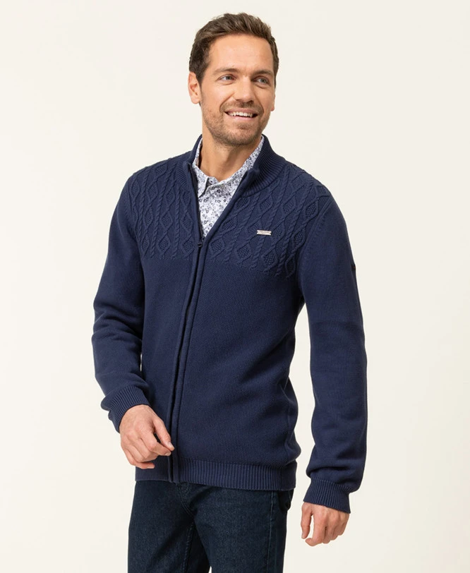 Gilet Tricot Reliefé Bleu Marine Homme 2 Gilet Tricot Reliefé Bleu Marine Homme – Image 2