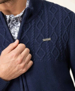 Gilet Tricot Reliefé Bleu Marine Homme 9 Gilet Tricot Reliefé Bleu Marine Homme -Terre De Marin Boutique prod 8232 cardigan tricot indigo gorsa 666x812 fc7ea0111e0b