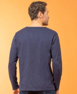 T-shirt Homme Bleu Marine Manches Longues col Tunisien 6 T-shirt Homme Bleu Marine Manches Longues col Tunisien -Terre De Marin Boutique prod 8781 tee shirt ml indigo tatori 666x812 fc7ea0111e0b