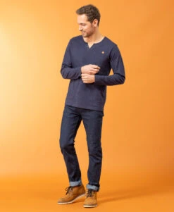 T-shirt Homme Bleu Marine Manches Longues col Tunisien 8 T-shirt Homme Bleu Marine Manches Longues col Tunisien -Terre De Marin Boutique prod 8783 tee shirt ml indigo tatori 666x812 fc7ea0111e0b